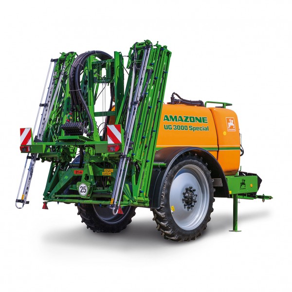 Masina de erbicidat tractata UG