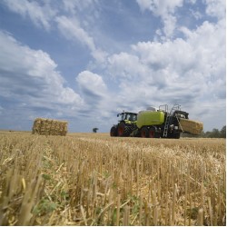 Prese baloti Claas QUADRANT 5300 Prese baloti Claas QUADRANT 5300
