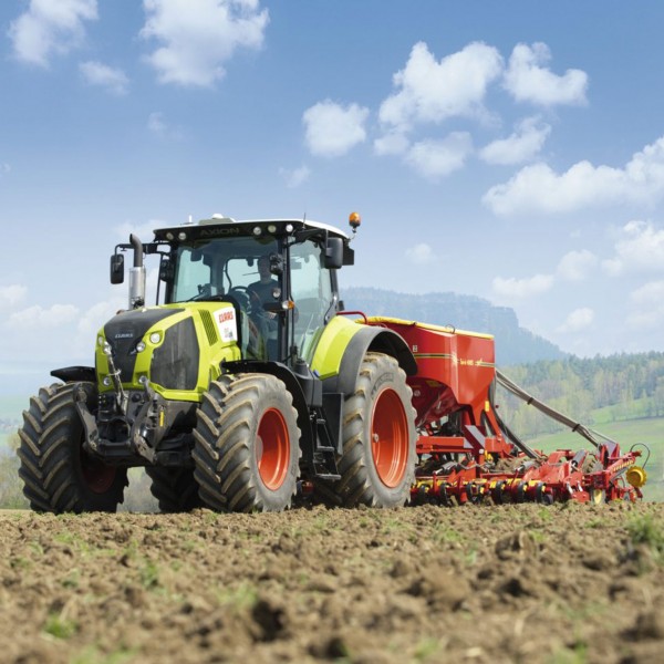 Tractoare Claas AXION 870-800 Tractoare Claas AXION 870-800